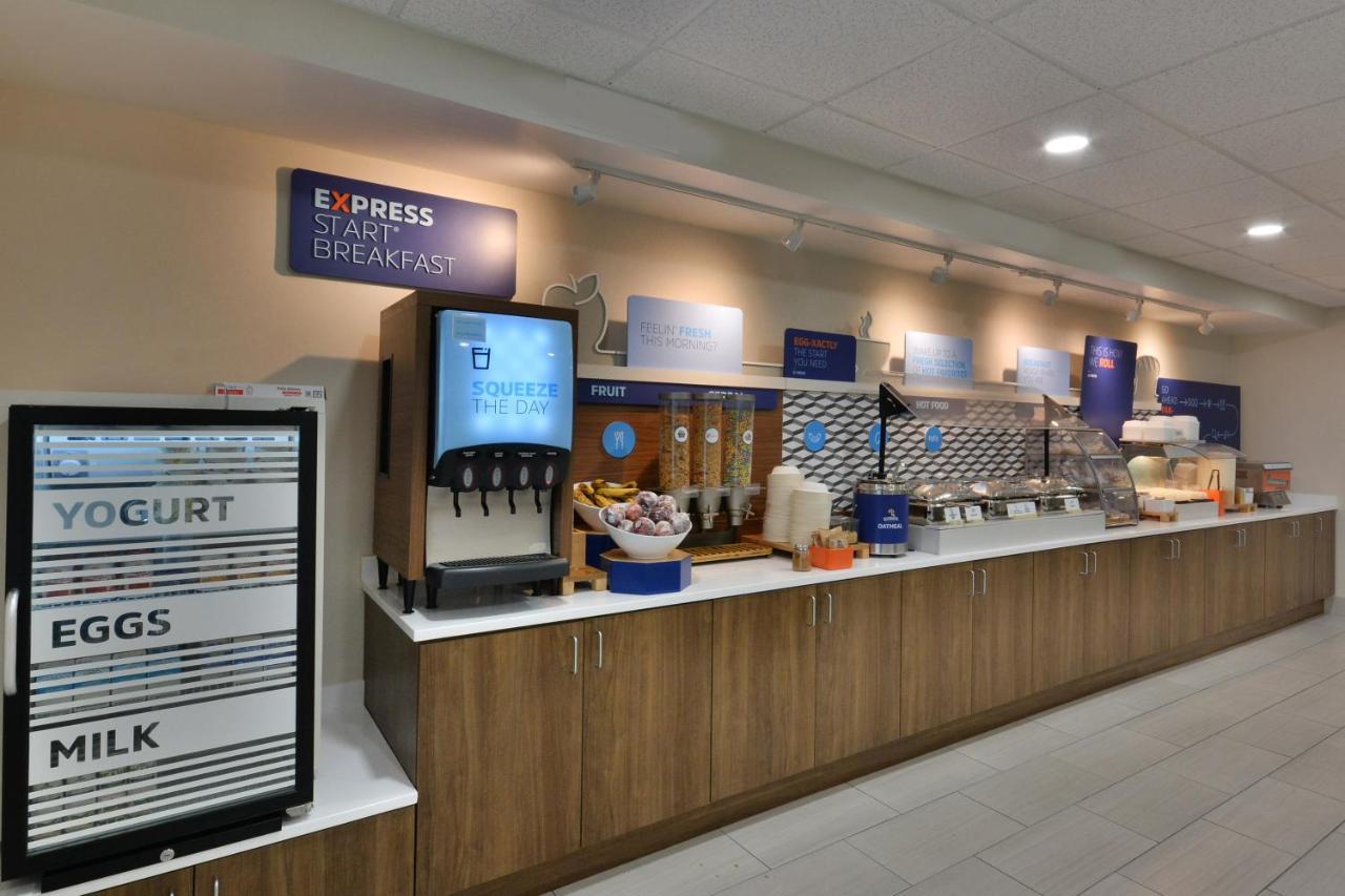 Holiday Inn Express Richmond I-64 Short Pump Area By Ihg Innsbrook Exterior foto